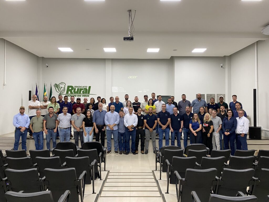 Acrismat reúne produtores em Lucas do Rio Verde para debater gestão e eficiência nas granjas